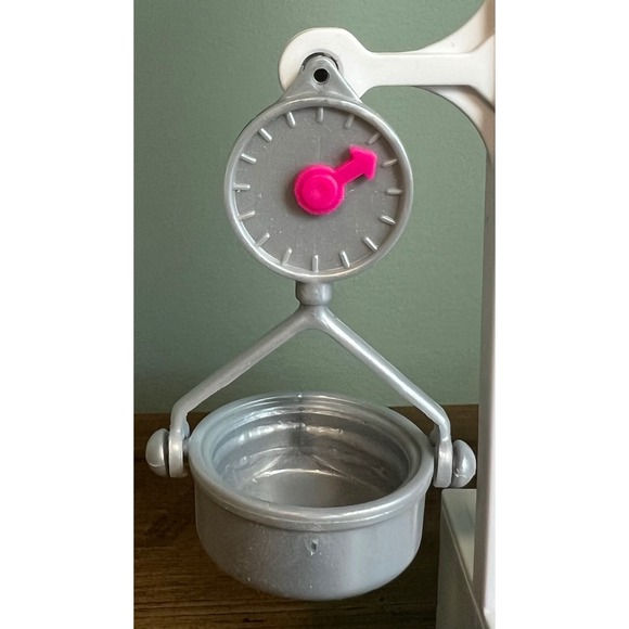 Barbie Grocery Store Shelving Unit with Hanging Scale White Supermarket Playset - Picture 4 of 4